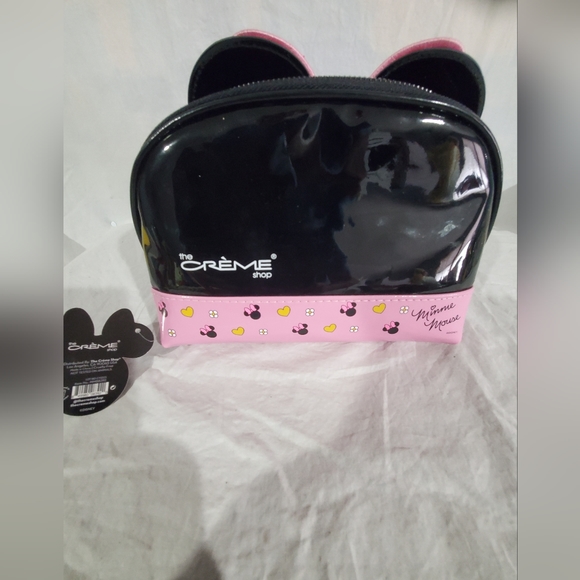 MINNE MOUSE The creme shop make up bag Pink in color - Picture 2 of 4